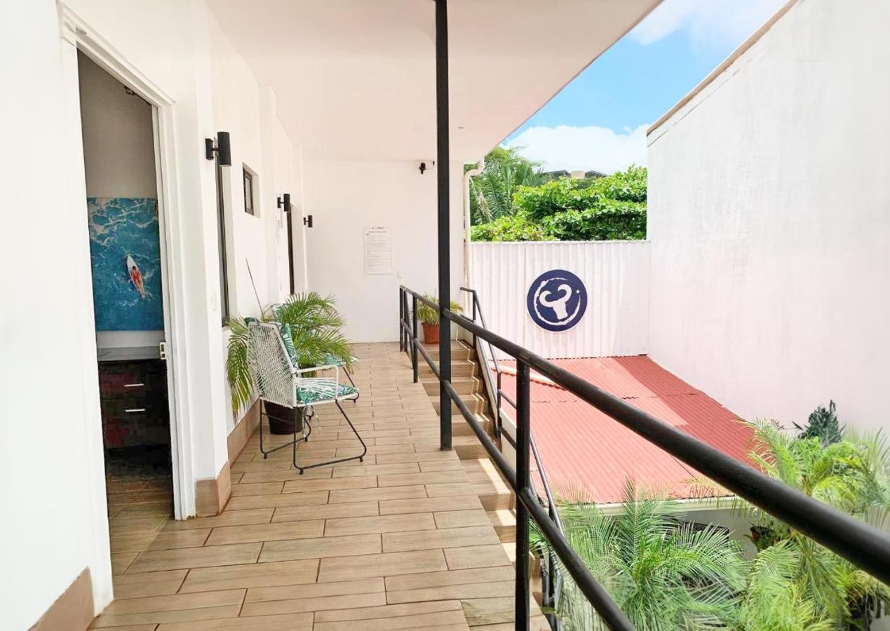 Surf Ranch Tamarindo Hotel Eksteriør billede
