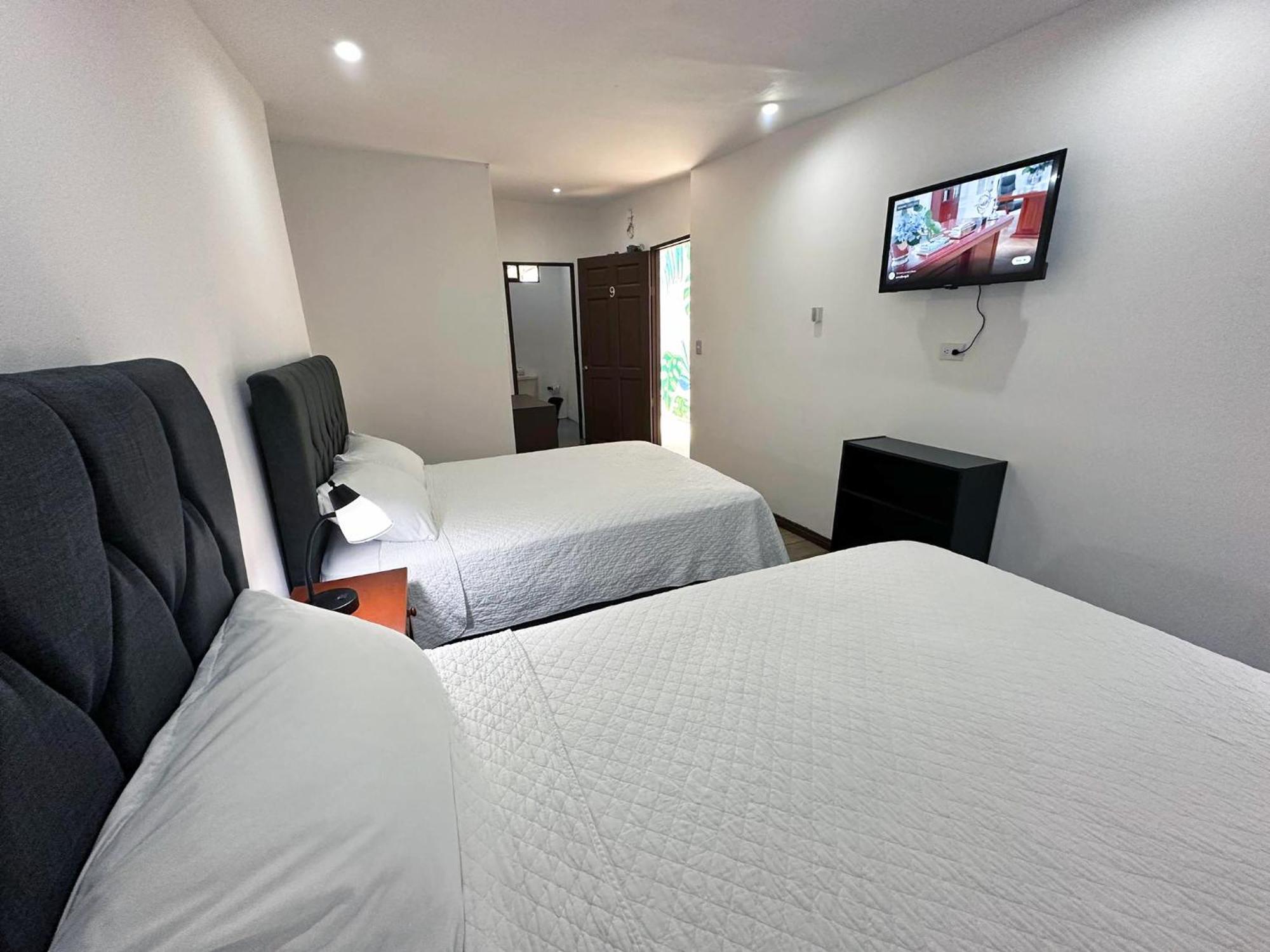 Surf Ranch Tamarindo Hotel Eksteriør billede